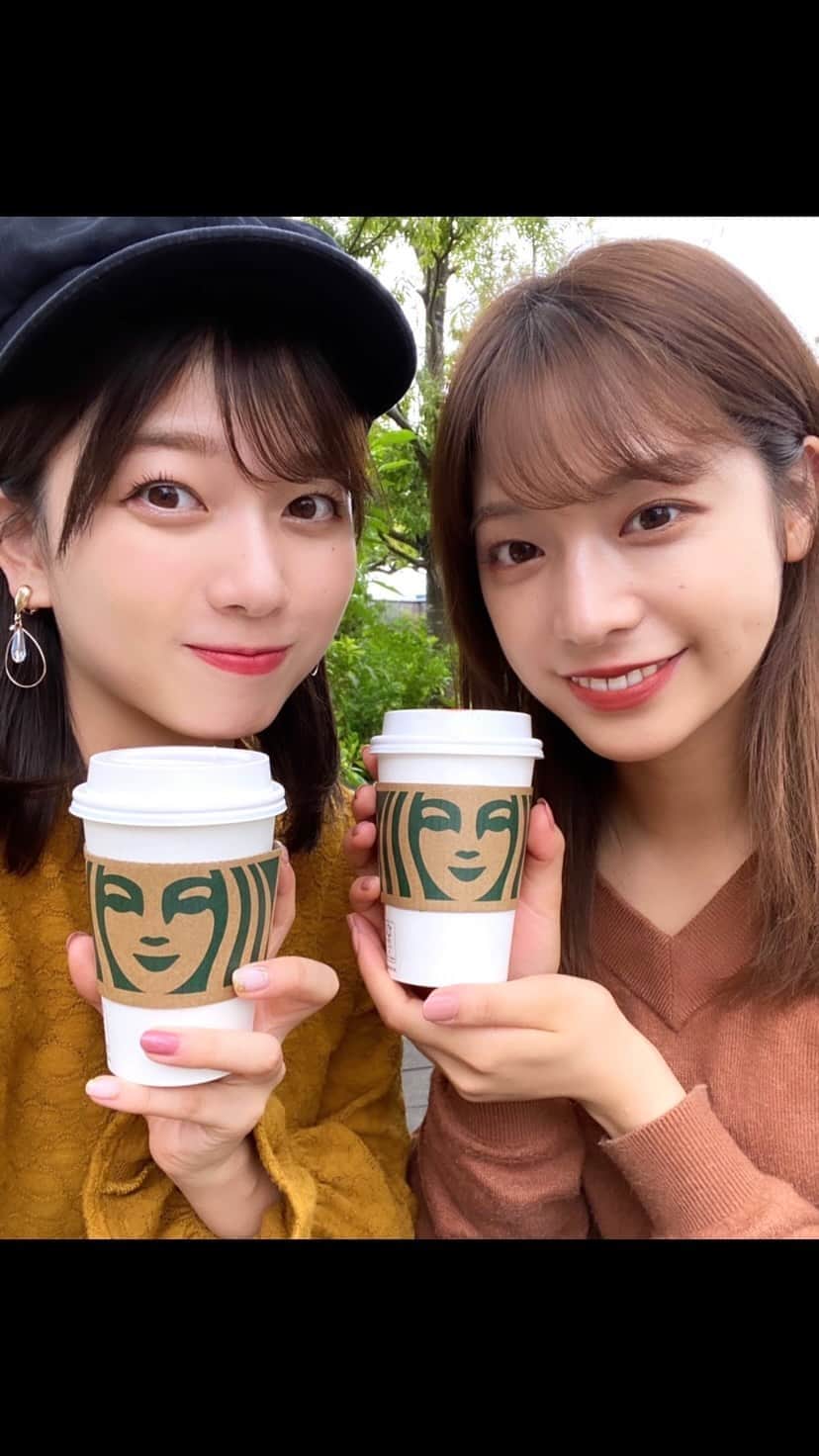 樋口花果のインスタグラム：「秋だね🍁  さやかとスタバデートしたよ😽🍠🧡 @  #ミス立教　#リール　#秋コーデ  #スタバ　#スターバックス #選ばれたのは #チャイティーラテ でした」