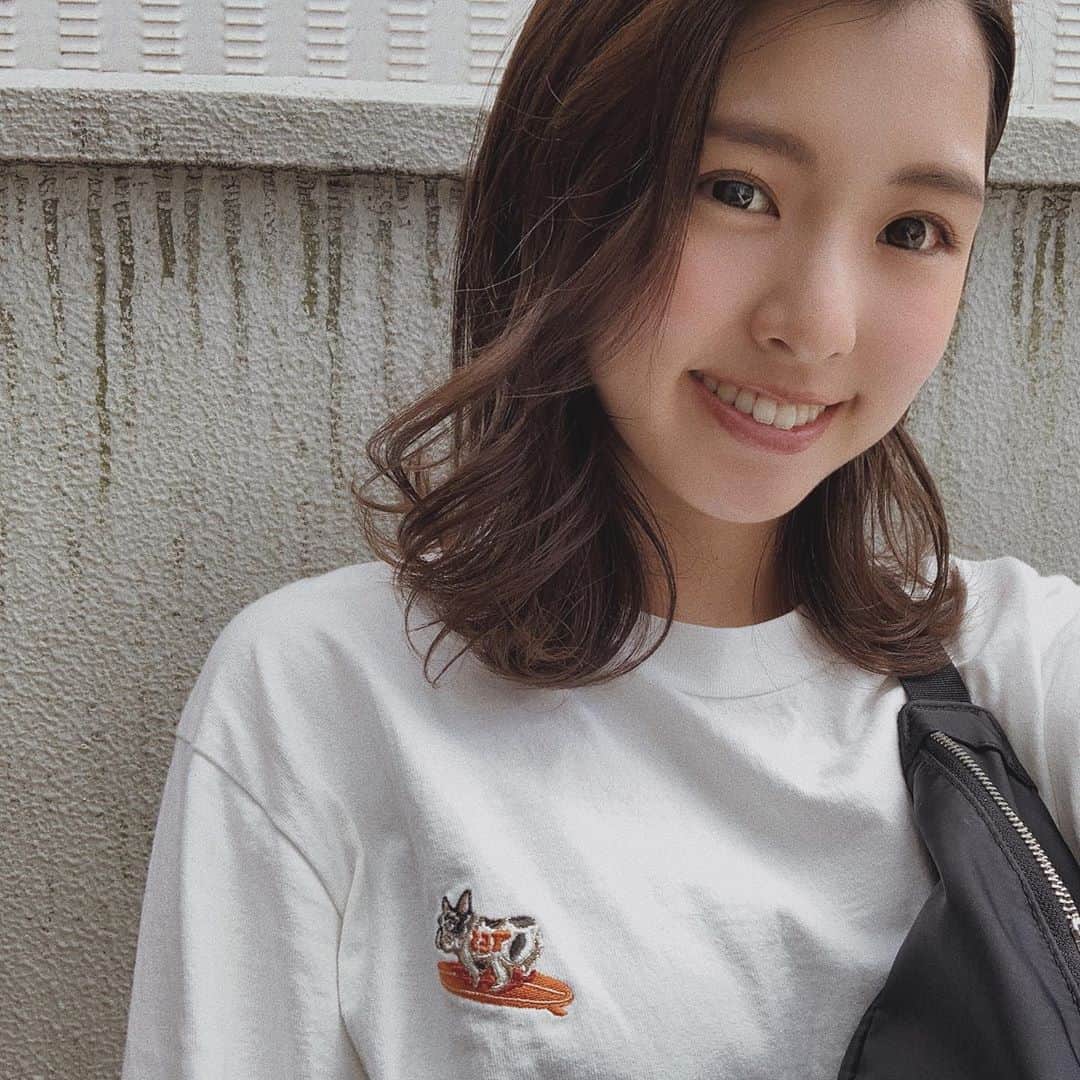 のインスタグラム：「.  マスクしてるからリップ忘れがち💄  後ろの壁汚いのは気にしないで（笑）  #missandmrryukoku #ポートレート #関西 #京都 #ミスキャン #ミスグランプリ #ミスコレ　#ミスオブミス2020 #momo撮影会 #高身長モデル #momo撮影会in関西　#ポートレートしま専科 #ファインダー越しの私の世界 #いいね返し #お洒落さんと繋がりたい #2020ss #関西写真部share #theendlesssummer #tes #ロンt #ロンtコーデ #サロモ募集中 #関西サロモ #ミディアムヘア」