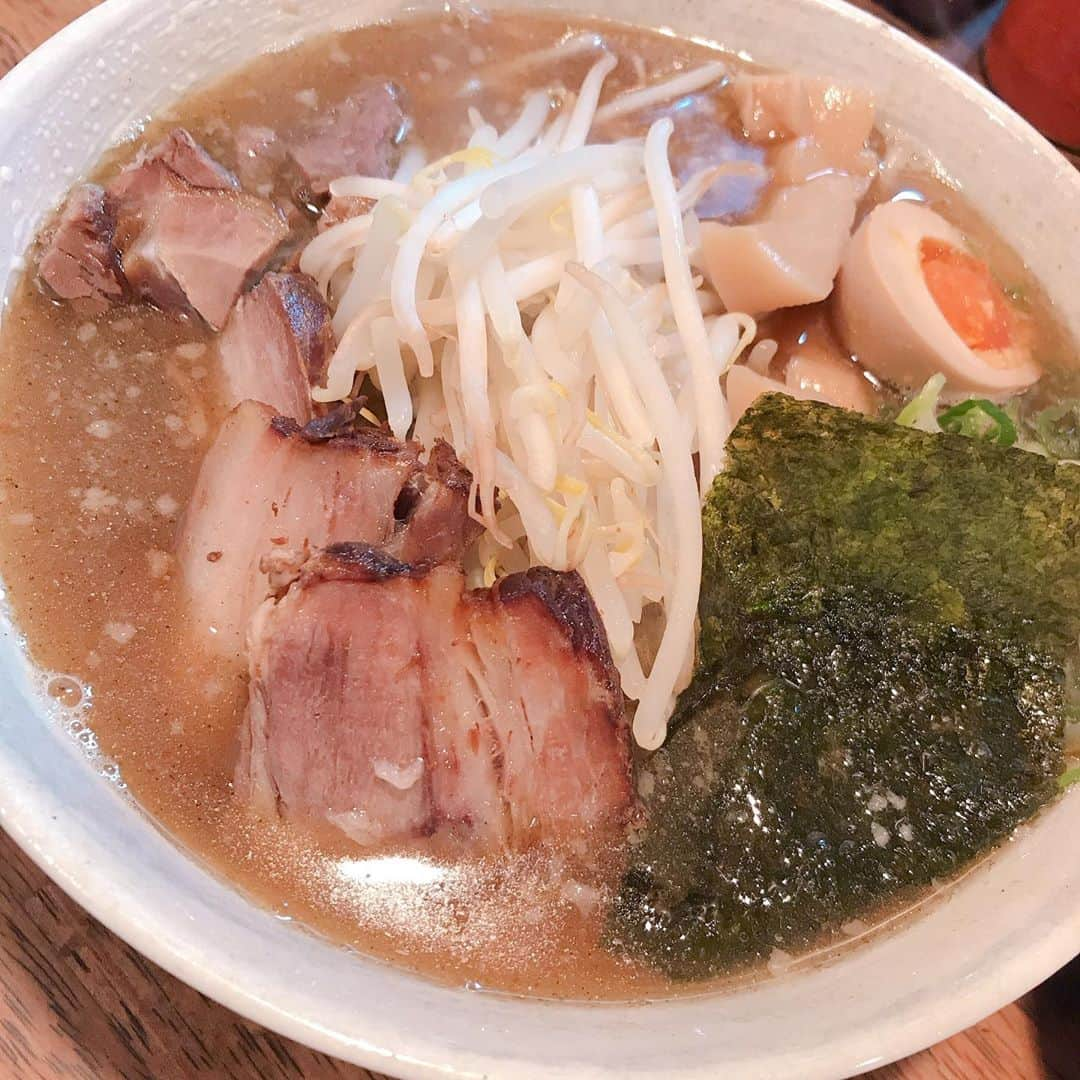 ちいめろのインスタグラム：「#琉ちゃろ #まひめろ #ラーメン #京都 #琉の顔w #時差グラム」