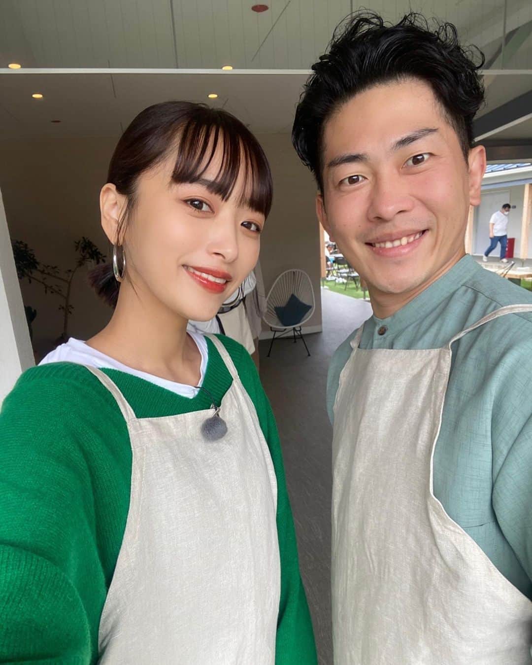 近藤千尋のインスタグラム：「今日一日夫婦で仕事📺 二人でお料理😂笑 いやー頑張った😂また告知します💓 最近思うこと、 ひーぼぉくんも勝手に私のSKIIを 使ってるから肌が綺麗…🥺笑笑❤️」