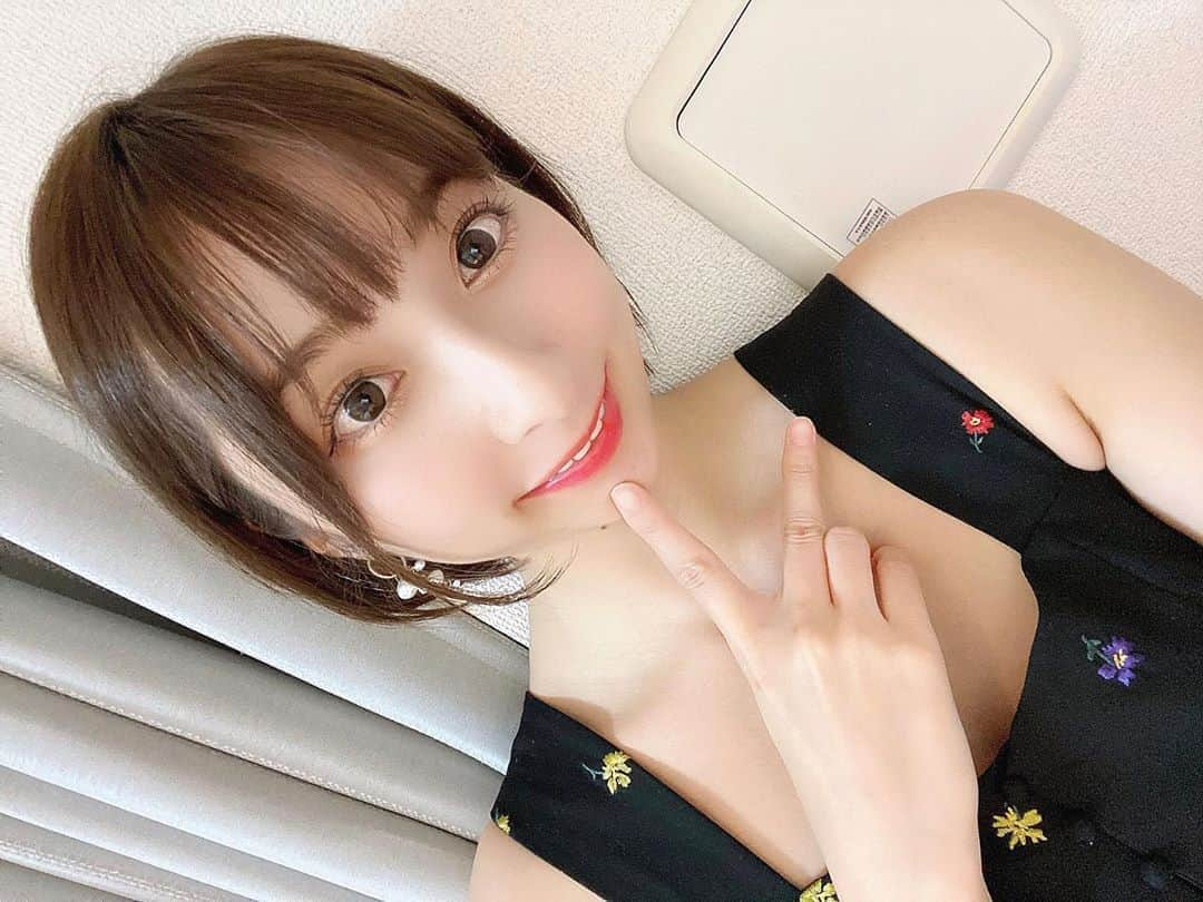 緒方咲さんのインスタグラム写真 - (緒方咲Instagram)「❤️お知らせ❤️ . 10/10(土)春菜めぐみさん、芹沢まりなちゃんと 合同生誕祭開催します🎂💕🎂💕 安全を考慮して野外BBQです\(°∀° )/🍖 . 去年は生誕祭出来なかったので。。。🥺😢😭 今年は会いに来てくれたら嬉しいな💖💖 ぜひ空けておいて下さいね🙏✨✨ . 予約ページが出来次第また告知します✊ ぜひよろしくお願いします🙇‍♀️😍 . #japanesegirl #萌 #自拍 #模特 #粉我 #tbt #swag #动漫 #扎心了#맞팔 #东京 #몸스타그램 #เซ็กซี่ #น่ารัก #น่ารักจัง #ประเทศญี่ปุ่น #คอสเพลย์ #コスプレ #バニー #bunny #インスタグラビア #Instagravure #緒方咲 #グラドル摩天楼 #sweets #bikini #pinupgirl #bajutidurseksi」9月29日 22時03分 - chaaansaki