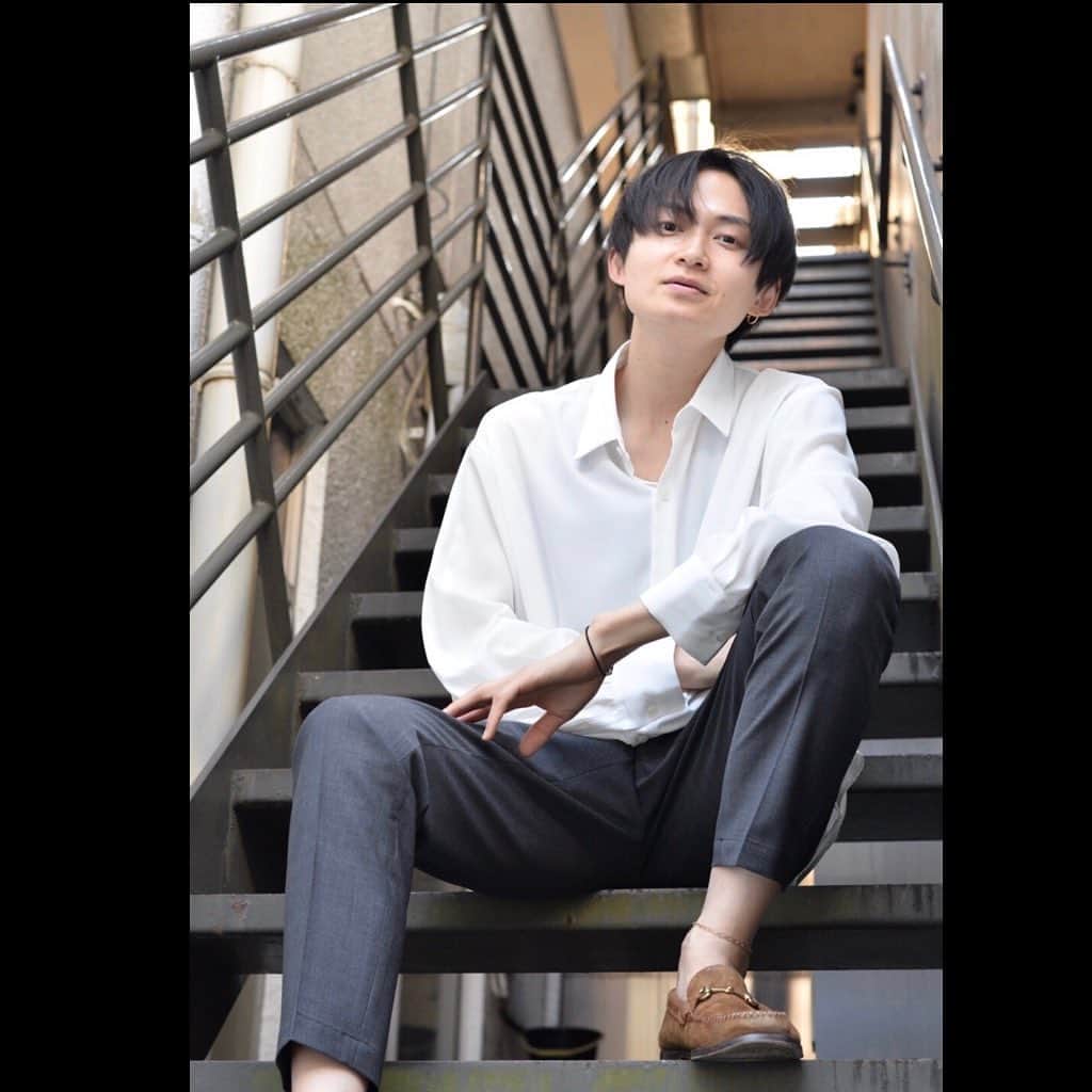 大石翔大さんのインスタグラム写真 - (大石翔大Instagram)「もうすぐ10月やね。私11月生まれやけど10月も好きよ。 着るもの1番悩む季節やけど。でも服選びって楽しいよねぇ。  まもなく秋〜、秋です。  #ladmusician  #nhoolywood #misterhollywood  #stevenalan」9月29日 21時55分 - shodai_ohishi