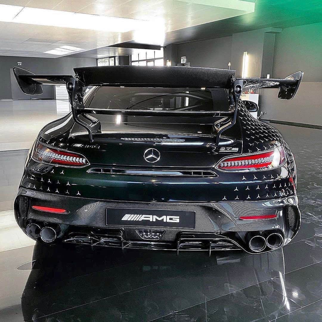 CarsWithoutLimitsさんのインスタグラム写真 - (CarsWithoutLimitsInstagram)「Mercedes AMG GT Black Series Exclusive for AMG One customers Photos @rana65556  #carswithoutlimits #amgt #blackseries」9月29日 22時11分 - carswithoutlimits