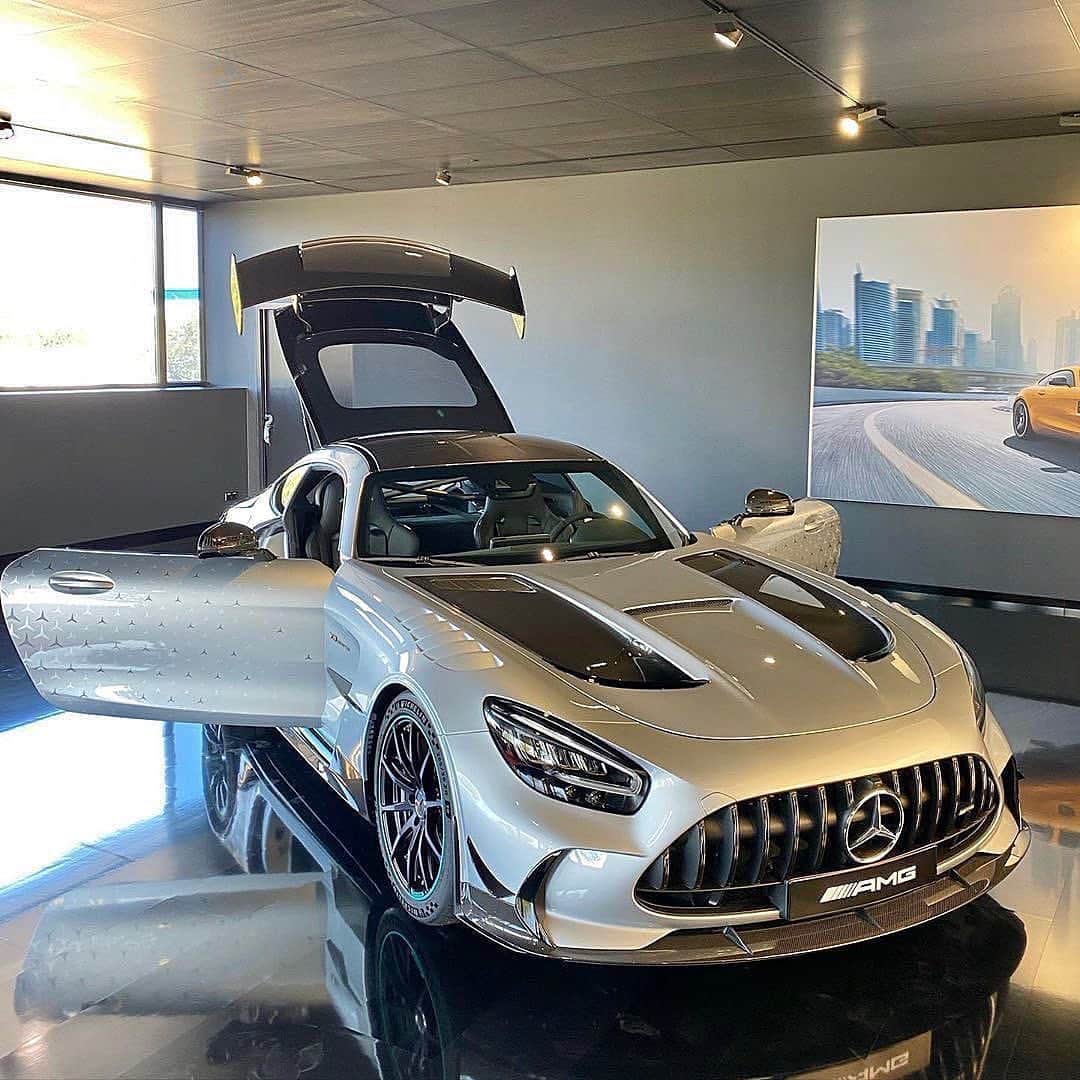 CarsWithoutLimitsさんのインスタグラム写真 - (CarsWithoutLimitsInstagram)「Mercedes AMG GT Black Series Exclusive for AMG One customers Photos @rana65556  #carswithoutlimits #amgt #blackseries」9月29日 22時11分 - carswithoutlimits