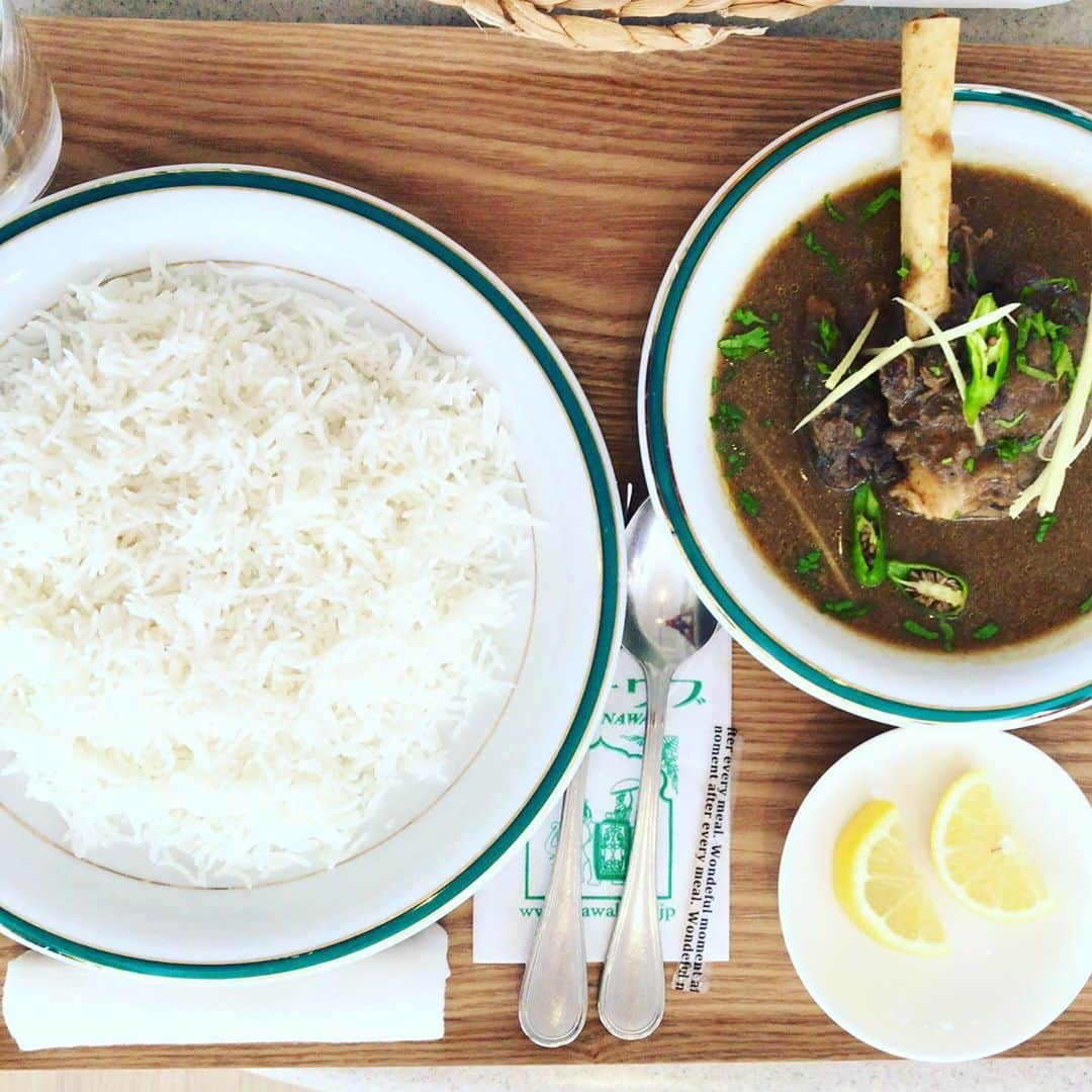 黒沢薫さんのインスタグラム写真 - (黒沢薫Instagram)「和牛×町ごはん。 今日登場したカレー。 サバキーマカレー（黒沢薫制作） キーマとほうれん草チキン（ライオンシェア） ニハリ（日本橋ナワブ） 東京ブラックビーフカレー（サロン・ド・カッパ） 幸せな放送でした。 #swipe⬅️ #和牛の町ごはん #BS日テレ #TVer #lovelife #curry #happy #instafood #instacook #ハードコアカレーシンガー #Hardcorecurrysinger」9月29日 22時08分 - kaorukurosawa_lovelife