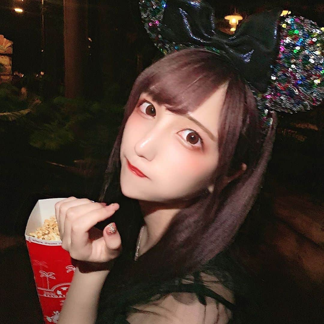 稗田智優さんのインスタグラム写真 - (稗田智優Instagram)「* ． ポップコーンはキャラメル派🍿 ． *」9月29日 22時09分 - _chiyuu_