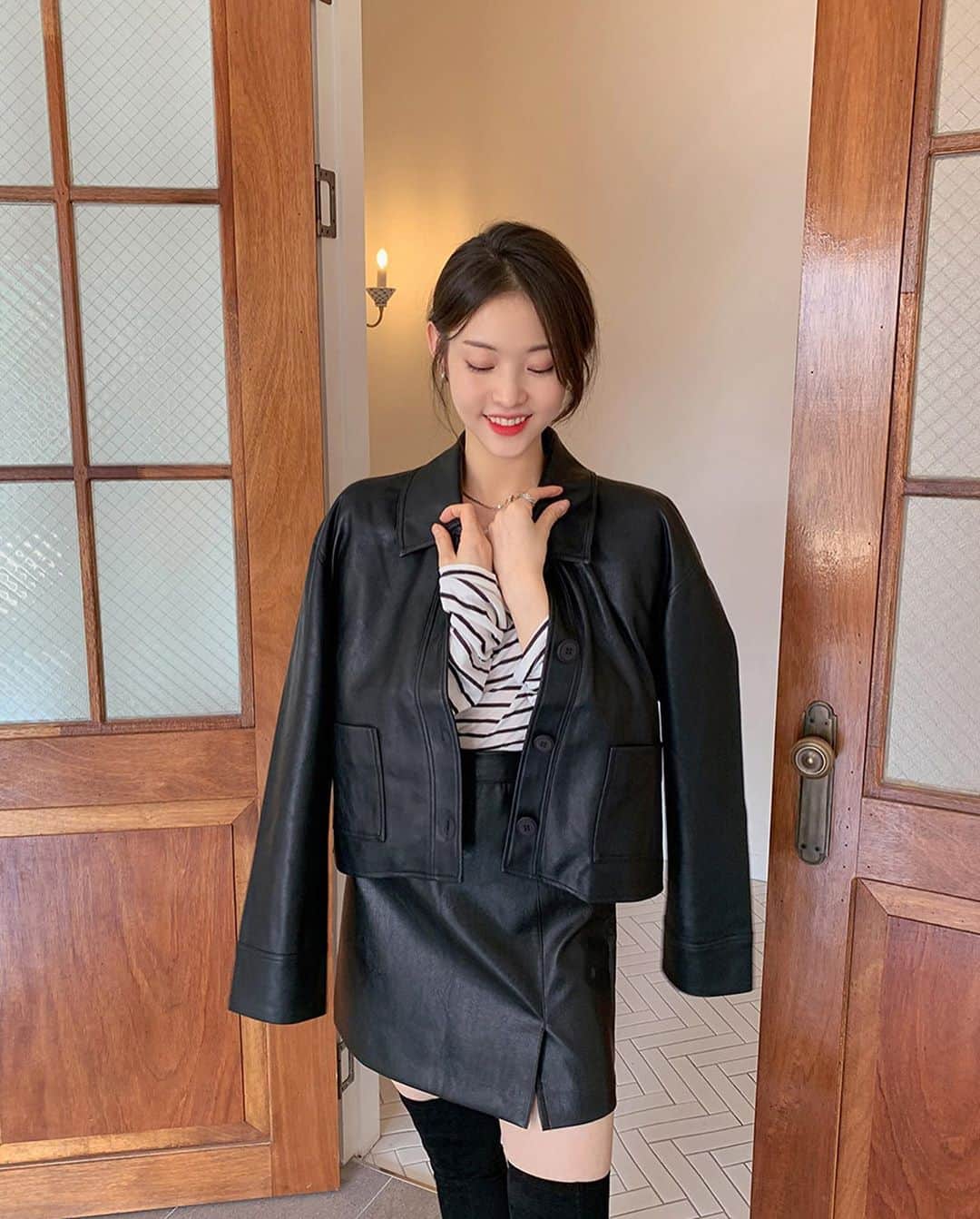 Chuuさんのインスタグラム写真 - (ChuuInstagram)「츄에서 가장 인기 많은 가을에 입기 좋은 아우터🍂  어떤 아우터가 가장 맘에 드세요?」9月29日 22時25分 - chuu_official