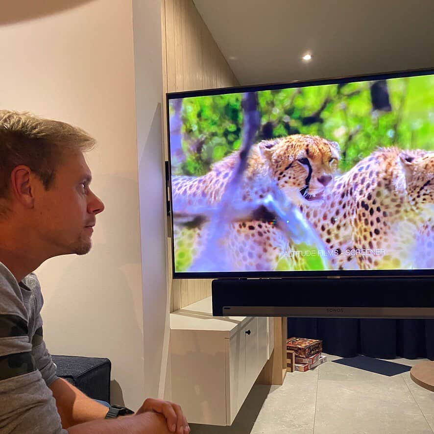 Armin Van Buurenさんのインスタグラム写真 - (Armin Van BuurenInstagram)「As @wwf ambassador I had the honour to already watch @davidattenborough’s brand new documentary called ‘Life On Our Planet’. What a beautiful and eyeopening documentary it is, reflecting on David’s life devoted to nature but also the steps we need to take in order to protect the earth.」9月29日 23時22分 - arminvanbuuren