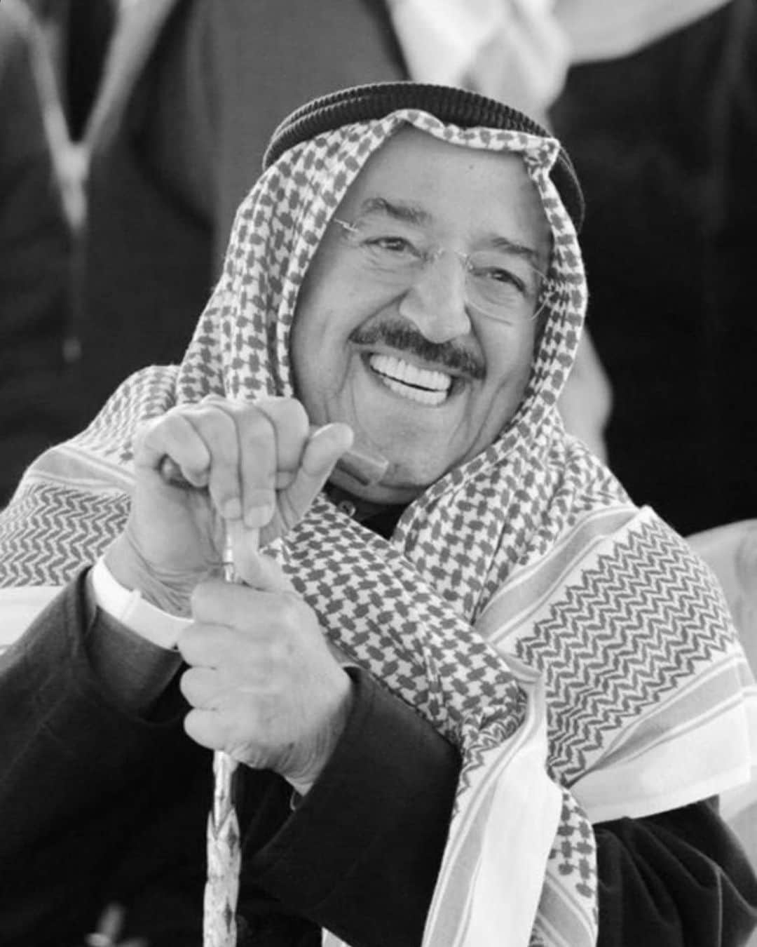 のインスタグラム：「.  فجع الخليج برحيل حكيم الخليج صاحب السمو ⁧‫#الشيخ_صباح_الأحمد_الصباح‬⁩   ‏رحمك الله يا والد الجميع وغفر لك وأسكنك فسيح جناته.  نشهد الله أننا ما رأينا منك إلا ما كان فيه خير هذه الأمة.   ‏من قطر إلى الكويت الشقيقة حكومةً وشعباً وإلى عموم الأمتين العربية والإسلامية خالص العزاء.」