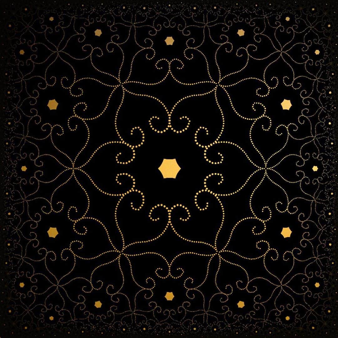 Seb Lesterさんのインスタグラム写真 - (Seb LesterInstagram)「New tests/studies. I really fancy turning stuff like this into a product, not sure what yet. Any ideas? Which companies should I approach? 🤔 Via @heraldicbeast cc @libertylondon #patterns #ornament #colours #heraldry #design」9月29日 23時46分 - seblester