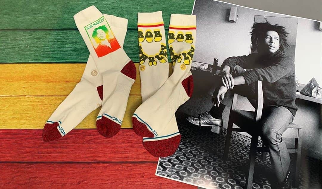 Stanceのインスタグラム：「One Love ❤️ 🇯🇲...  In honor of Bob Marley’s 75th birthday-year anniversary, Stance is proud to present the premiere of its @bobmarley collection, paying homage to the legendary music icon and activist.  The collection, designed in collaboration with the Marley Family, is made with Stance’s new  hemp-blend cotton and features a green, gold and red colorway. All styles are enhanced with our Infiknit™️. Available now on Stance.com」