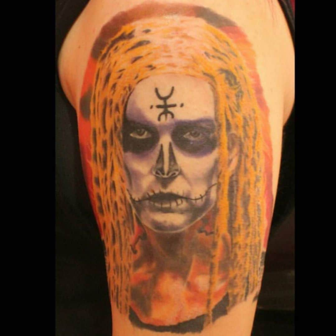 ロブ・ゾンビさんのインスタグラム写真 - (ロブ・ゾンビInstagram)「Attention! It’s TATTOO TUESDAY!!!! 👍🏼 More tattoos from around the globe. Did I find yours? Maybe next time. #tattootuesday #robzombie #sherimoonzombie #houseof1000corpses #captainspaulding #doomhead #drsatan #31 #thedevilsrejects #thelordsofsalem #richardbrake #billmoseley #sidhaig #halloween #michealmyers🔪」9月30日 0時09分 - robzombieofficial