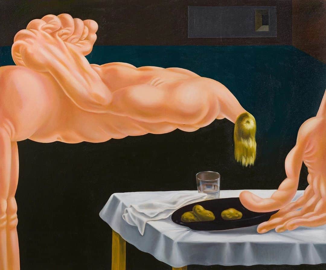 のインスタグラム：「#LouiseBonnet: "The Hours," an exhibition of new oil paintings by Louise Bonnet, is now open. The installation is viewable exclusively through the storefront windows of Gagosian, Park & 75, New York, twenty-four hours a day.  While these paintings are marked by Bonnet’s confrontational wit and macabre sense of the absurd, they also attest her skill in capturing subtle chromatic luminosities in oil paint. She brings these fantastical images to life by setting each one at a particular time of day, rendered in nuanced chiaroscuro. Together with her extreme manipulations of scale and perspective, where figures are often boxed uncomfortably within the edges of the painting, Bonnet illuminates her inner life within terms that are vividly surreal. Follow the link in our bio to learn more about the exhibition. __________ #Gagosian @louisebonnetstudio Louise Bonnet, "Calvary 2 (Potatoes Again)," 2020 © Louise Bonnet. Photo: Jeff McLane」