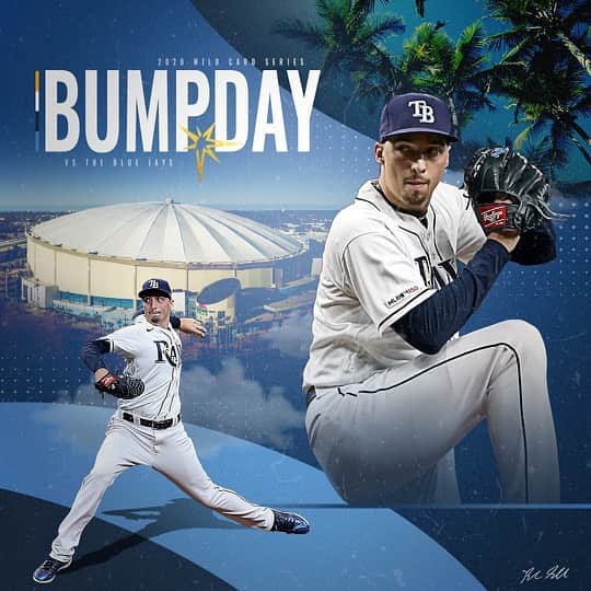 ブレイク・スネルのインスタグラム：「BUMPDAY 🦖」