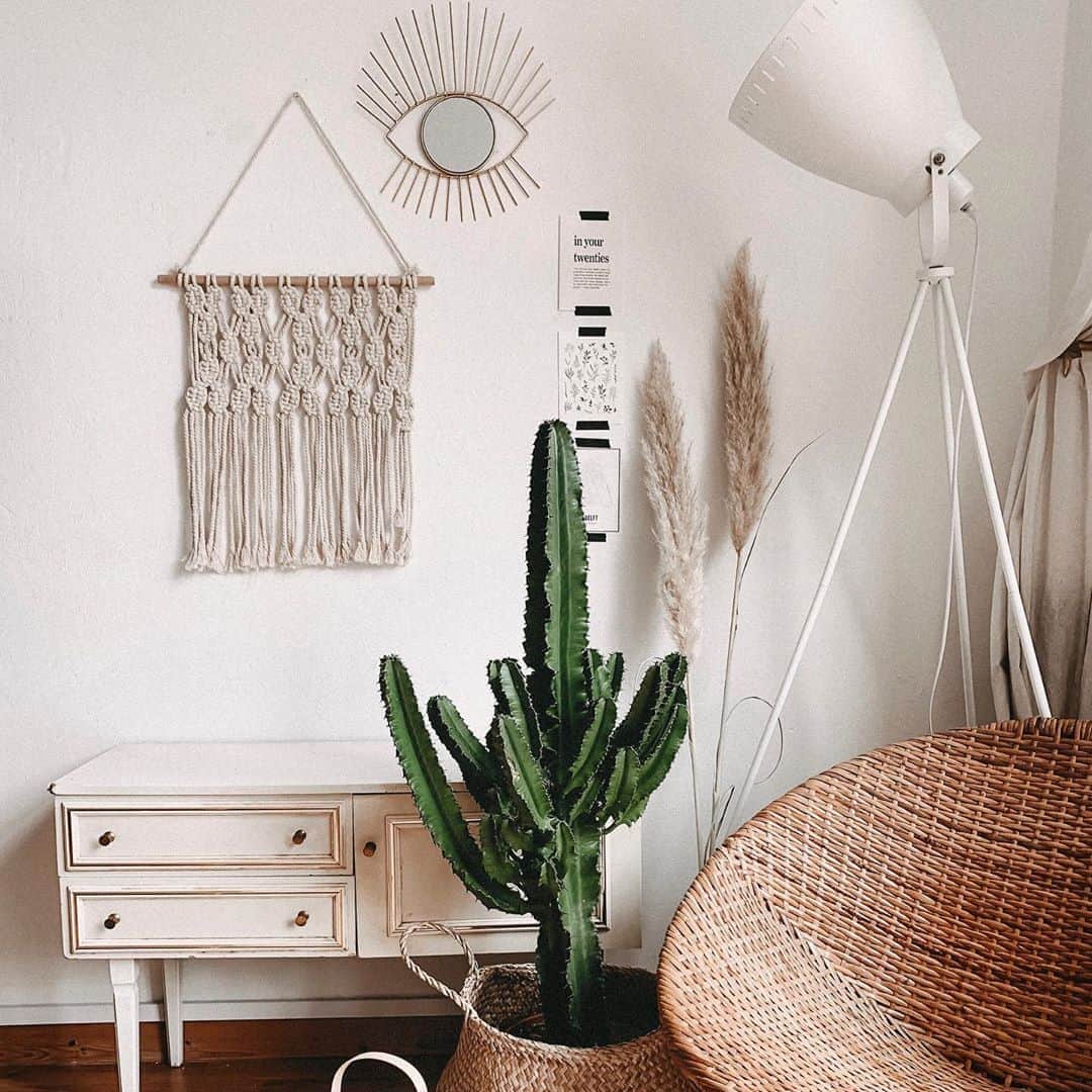 チップ＆ペッパーのインスタグラム：「#thenewbohemians #thatsdarling #vintagesthetic #petitjoys #exploreroftheworld #cornersofmyworld #littlestoriesofmylife #momentslikethis #homedecor #makeityours」
