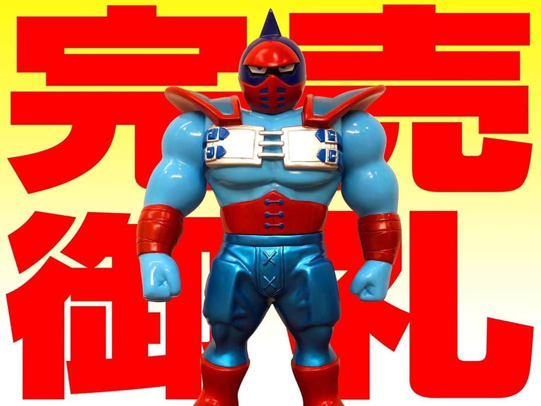 植田朝日のインスタグラム：「🔥🔥🔥﻿ ﻿ 本日発売だったキン肉マンビッグボディのソフビが2分で完売だってさ⁉️﻿ ﻿ 人気があるのはわかってるけど、やっぱ凄くない‼️﻿ ﻿ 俺たちみたいオッサンもだけど、今もなお現役どころか今が黄金期って言う人も多いけど、正しくそうなんだろうな！w﻿ ﻿ もう小学校の必須科目に入れちゃえ！﻿ ﻿ #キン肉マン #コラソン #コラソンコラボ #プレイボーイ #スパイスシード #spiceseed」