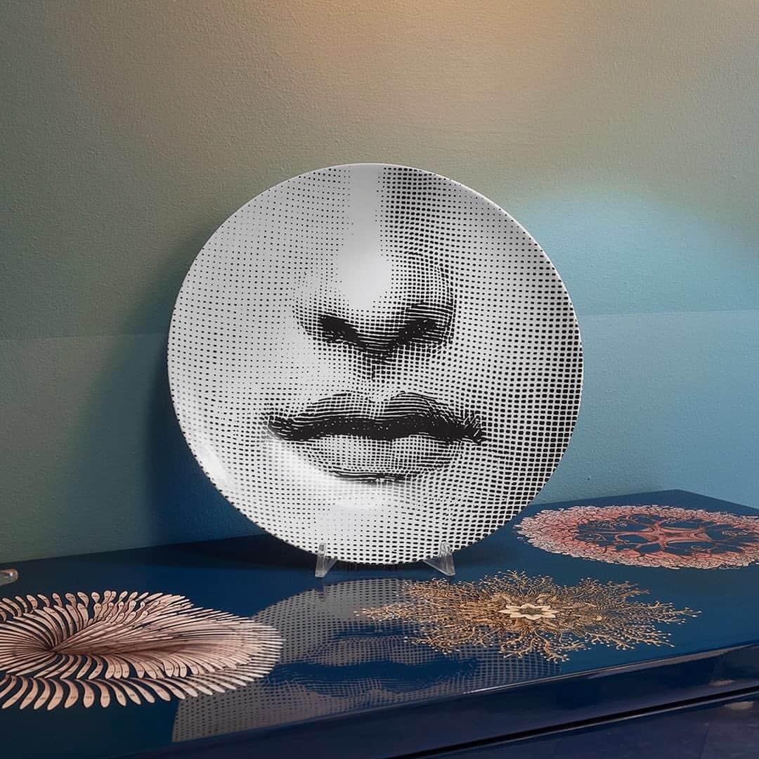 レクレルールのインスタグラム：「The limitless variations of the enigmatic face, and body, of Fornasetti muse Lina Cavalieri, obsessively fill the heart of our stores and homes. Join the team and pick your favorite on leclaireur.com  #Leclaireur #LeclaireurBoissy #conceptstore  #Fornasetti #furnituredesign #interiordesign #design」