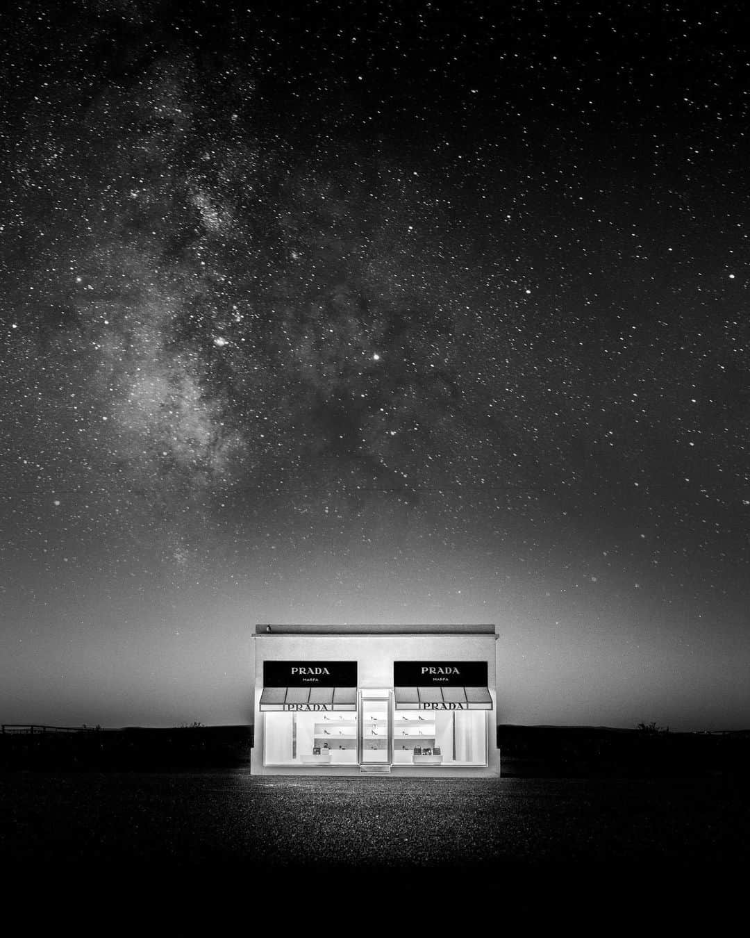 Jason Petersonのインスタグラム：「Prada(Marfa), 2005 Elmgreen and Dragset」