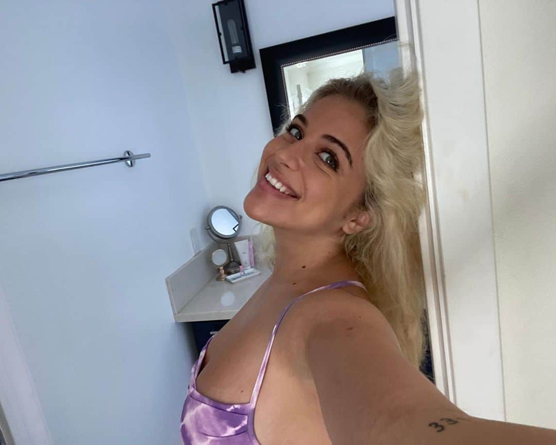 ベイビー・アリエルさんのインスタグラム写真 - (ベイビー・アリエルInstagram)「goodmorning」9月30日 1時49分 - babyariel