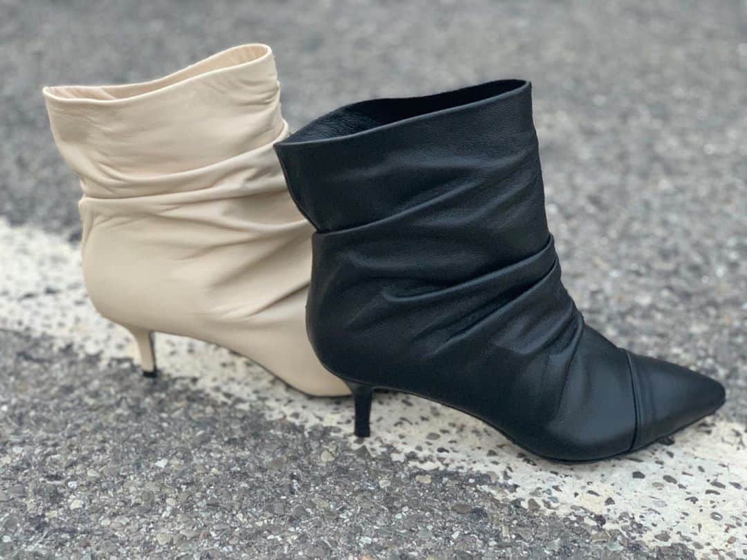 イズロさんのインスタグラム写真 - (イズロInstagram)「#islo #isloisabellalorusso #isloshoes #shoes #ankleboots #leather #heels #tacchi #fashion #style #shopping #shoesaddict #shoeslover #shooting #newcollection #fw #newin #musthave #madeinitaly #staytuned」9月30日 1時59分 - islo_isabellalorusso
