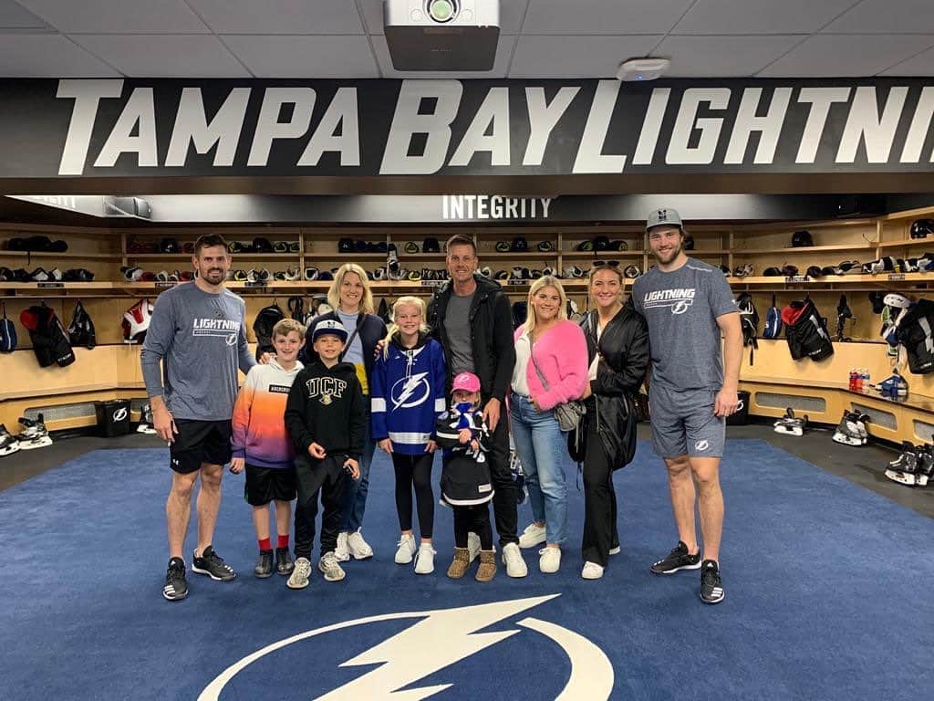 ヘンリク・ステンソンのインスタグラム：「Huge congratulations to my friends Alex and Victor @tblightning. 2020 Stanley Cup Champions!!! Victor being voted MVP! 👍🏼✌🏼」