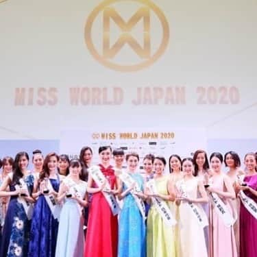 夢月せらのインスタグラム：「日本大会当日、お手伝いしていたMiss world Japan OGとMr. world Japan OB  2016年の同期、ゆかとまゆとミスターゆうき もうこの人達は安定すぎて😂空気感がたまらなく安心するのです❤さすが同期🥺👏  2015で一緒だったあきこちゃん、2017年度の山澤ちゃんw本当に楽しかった笑 これに尽きる笑 準備からなにから…1日よく頑張ったよね😂  写真撮る暇なかったけど審査に入っていてちょっとだけ会えた2017 日本代表の山下晴加 ちゃん@_harukayamashita_ 、大先輩の1990 日本代表の山田かおりさん @lala_kao 、2013準ミスの まいさん… 歴代のミスの先輩方や後輩ちゃんにも沢山会えて、同窓会みたいでとっても華やかで楽しかったー😆❤✨」