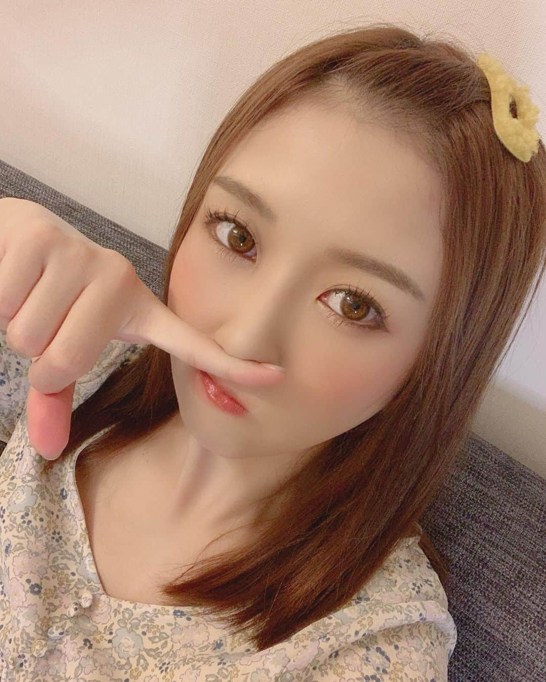 大槻ひびきさんのインスタグラム写真 - (大槻ひびきInstagram)「おでこ🥺🥺 #japan #hair #hairchange  #hairarrange  #hairstyle  #ヘアアレンジ  #ヘアスタイル」9月30日 3時43分 - yanhibi0221