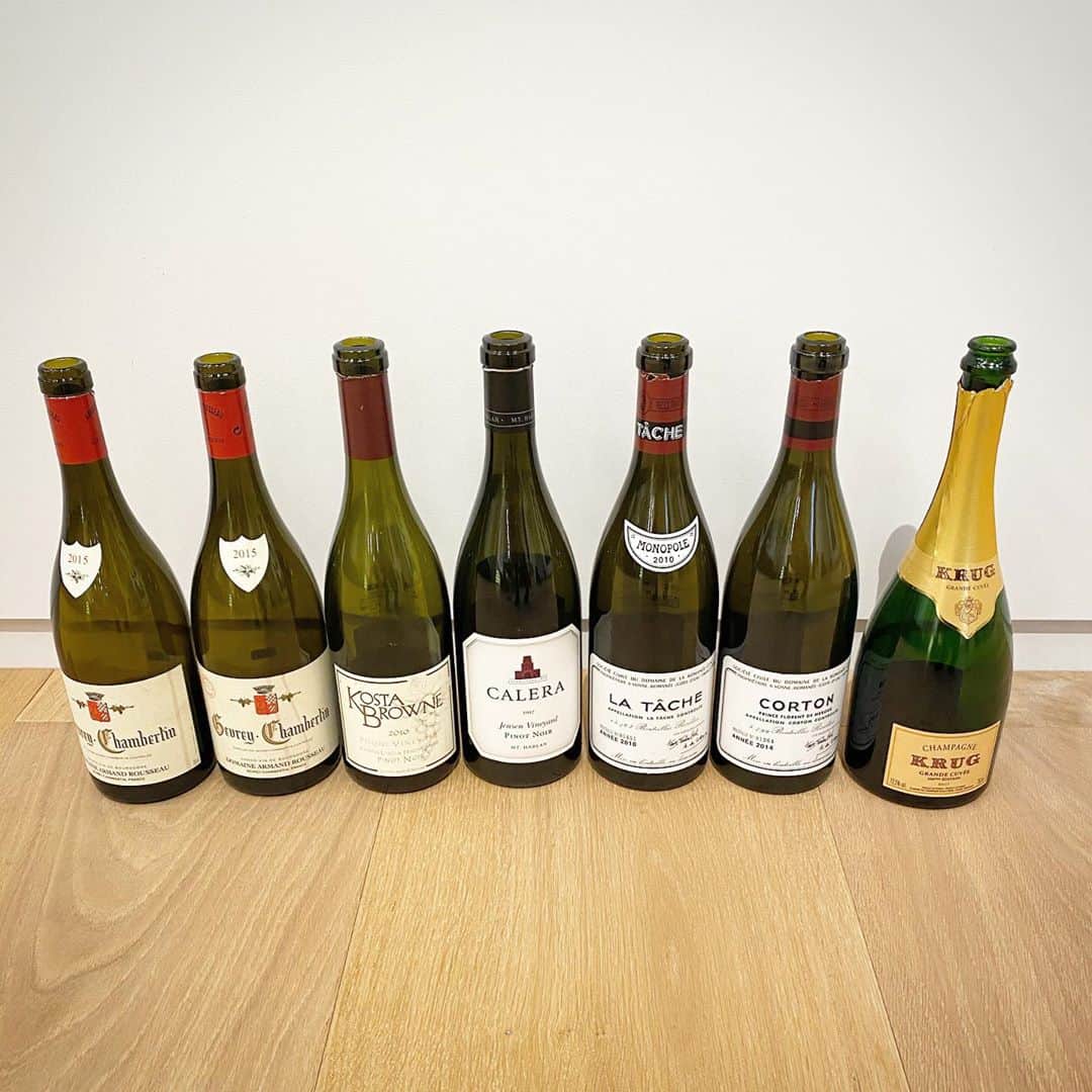 光本勇介のインスタグラム：「昨日の自宅飲みワイン。ラターシュとラターシュクローンをブラインドで飲み比べてみたり、ラターシュとコルトンを同じくブランドで飲み当ててみたり、楽しかった☺️ ぜったい当てられると思ったけどラターシュとコルトンを飲み当てられなかった…😭」