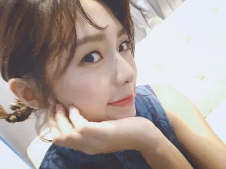 Dewi Chienのインスタグラム：「😬」
