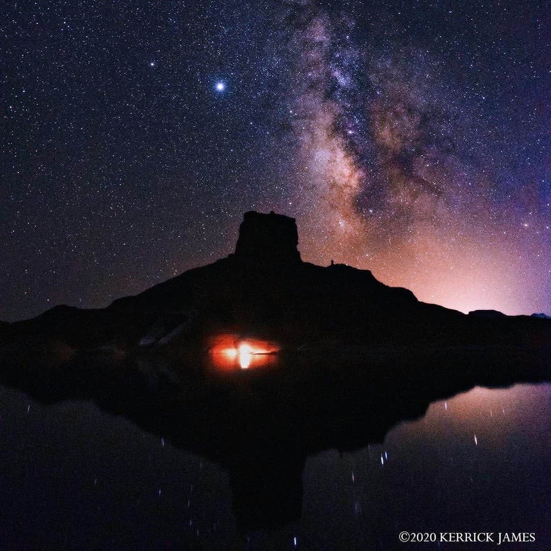 Ricoh Imagingさんのインスタグラム写真 - (Ricoh ImagingInstagram)「Posted @withregram • @kerrickjames5 The Milky Way in late summer, over Padre Bay, Lake Powell, Utah. Shot with Ricoh Pentax K-1 MK II and 20mm F2.8 A lens. Thanks to Dr. Russell Brown! #ricohusa #ricohimaging #pentaxiansunite #visitpagelakepowell」9月30日 6時04分 - ricohpentax