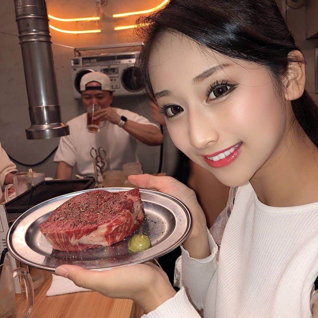 浅井マリサさんのインスタグラム写真 - (浅井マリサInstagram)「・・・   #焼肉ホルモンまっちゃん のお肉最高でした❕💖  中でもマリサはタンが美味しかったｧ✨  ご馳走様でした！」9月30日 6時23分 - marisa_a_egg