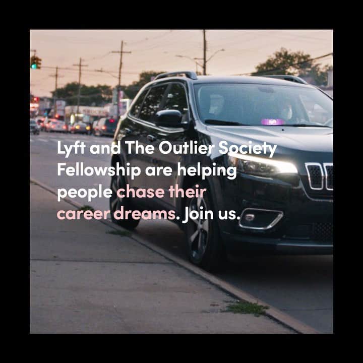 マイケル・B・ジョーダンのインスタグラム：「I'm proud to be partnering with @lyft to help Outlier Society Fellows get to job-related destinations. Access to a ride can often mean access to opportunity. Through their #lyftup initiative, we're working to alleviate some of the transportation barriers young professionals in under-resourced communities may experience.  Thank you to our Outlier Society Fellowship alum @arie.laura for shining your light on this issue! ✨」