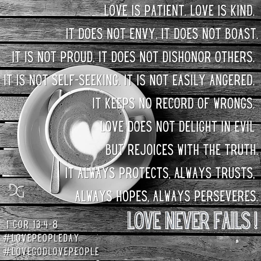 ダニー・ゴーキーさんのインスタグラム写真 - (ダニー・ゴーキーInstagram)「Today is #nationalcoffeeday and you all know I’m a BIG fan of coffee ☕️ BUT tomorrow is a day worth celebrating even more ... #nationallovepeopleday !!! ❤️🧡💛💚💙  What exactly *is* Love???  Here’s a little throwback to our #lovegodlovepeoplechallenge talking about what that looks like. We wanna hear how YOU share love tomorrow, and stay tuned to my socials for updates on some fun Love People Day content!  #lovepeopleday #lovegodlovepeople #whatislove #thelovechapter #coffee #love  @natdaycal @itsadayreally」9月30日 7時41分 - dannygokey
