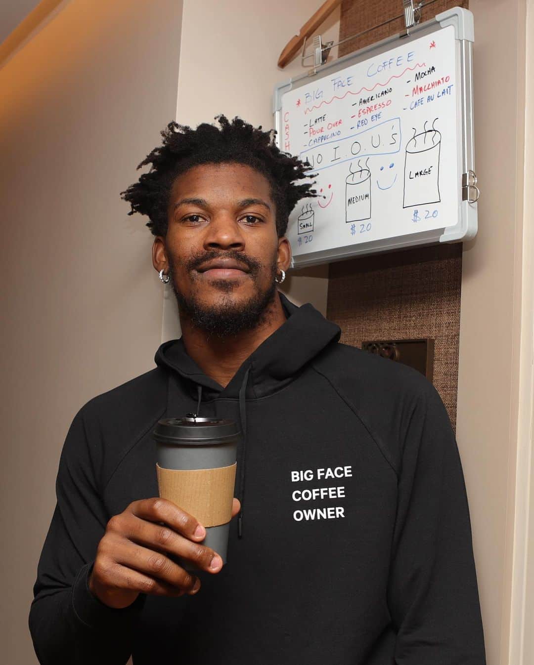 NBAさんのインスタグラム写真 - (NBAInstagram)「☕️ Happy National Coffee Day! ☕️  @jimmybutler makes his first #NBAFinals appearance TOMORROW with the @miamiheat!  Game 1: 9:00pm/et Wednesday on ABC!」9月30日 7時56分 - nba