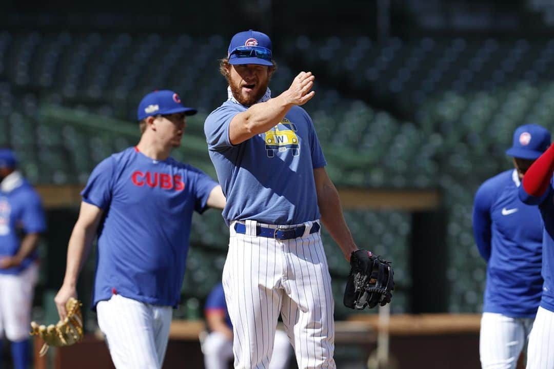 シカゴ・カブスさんのインスタグラム写真 - (シカゴ・カブスInstagram)「See you tomorrow. NL Wild Card Series. #FlyTheW」9月30日 7時56分 - cubs