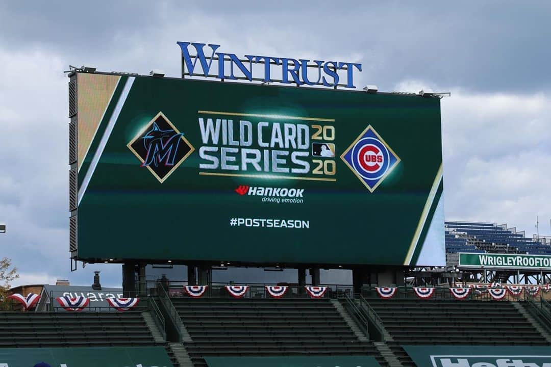 シカゴ・カブスさんのインスタグラム写真 - (シカゴ・カブスInstagram)「See you tomorrow. NL Wild Card Series. #FlyTheW」9月30日 7時56分 - cubs