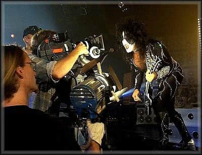 KISSさんのインスタグラム写真 - (KISSInstagram)「#KISSTORY September 29, 1998 - #KISS filmed scenes for the band's appearance on @foxtv  Millenium series. Band members also made cameos as characters in the episode entitled "...Thirteen Years Later."」9月30日 7時50分 - kissonline