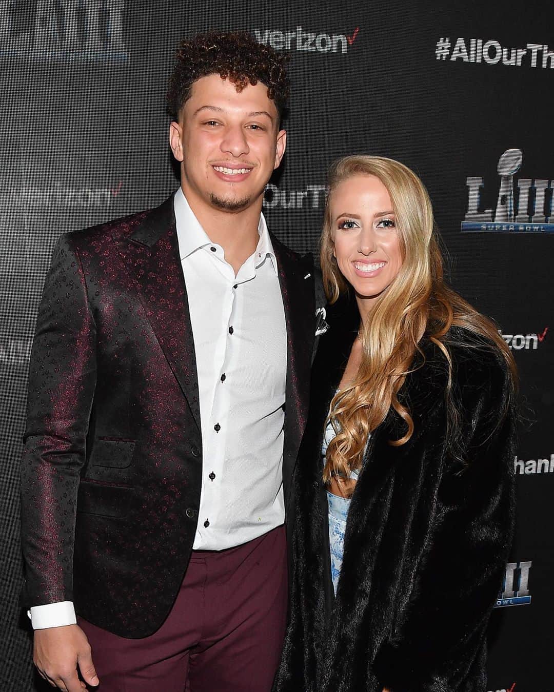 Just Jaredさんのインスタグラム写真 - (Just JaredInstagram)「@patrickmahomes and fiancée @brittanylynne are expecting their first child! Tap this picture in the LINK IN BIO for more details. #PatrickMahomes #BrittanyMatthews Photo: Getty」9月30日 8時17分 - justjared