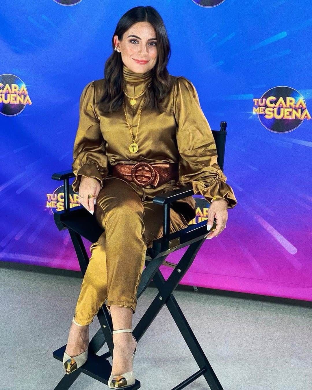 Ana Brenda Contrerasさんのインスタグラム写真 - (Ana Brenda ContrerasInstagram)「Arrancamos entrevistas  Están listos?  @tucaramesuenaus   Style: @irmastyle  H&M: @marco_hair_makeup  @bbtalome」9月30日 9時36分 - anabreco