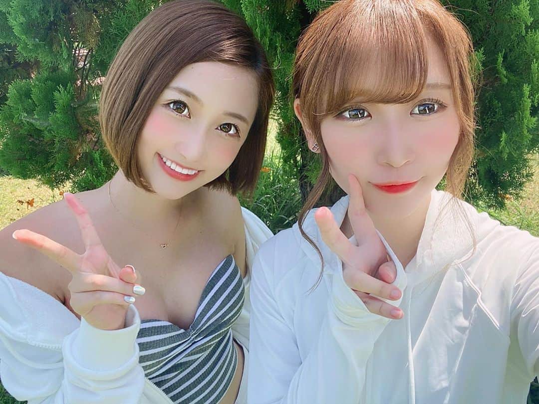 のインスタグラム：「森🌳日向ぼっこ☀︎ 　 　 　 　 　 #ootd #森ガール #笑 #instagood」