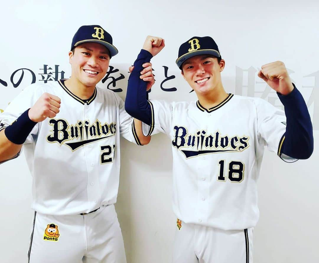 山本由伸さんのインスタグラム写真 - (山本由伸Instagram)「7勝目✨ トライさんホームラン、ナイスリードありがとうございます！🙇‍♂️✨ #伏見寅威 #オリックスバファローズ」9月30日 10時51分 - yoshinobu__yamamoto