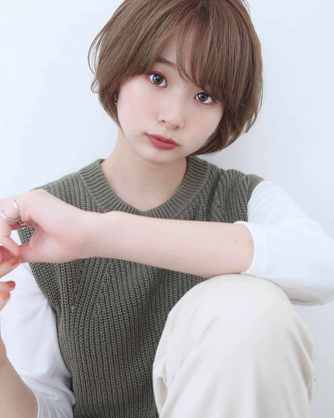 よしかわはるなのインスタグラム：「#サロンモデル #サロモ #名古屋サロモ #名古屋 #モデル #名古屋サロンモデル #撮影 #撮影モデル #ショートヘアアレンジ #ショートアレンジ #ショートカット #ショートヘア #ショート #ヘア #ヘアアレンジ #ヘアスタイル #ヘアカラー #ブリーチ #salon #salonmodel #model #shorthair #hair #haircolor #hairstyles」