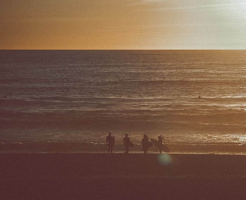 ケルシー・ロビンソンのインスタグラム：「Running away to this place.」