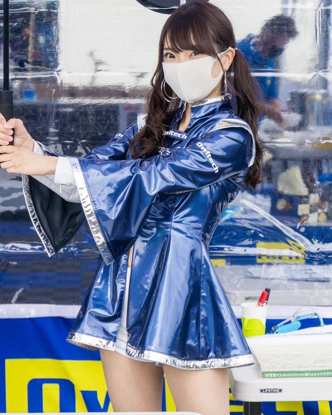武田美憂のインスタグラム：「. わたし的にはこの冬コスだいすき💙💙 戦士っぽくてかっこよいのと 何より中にヒートテック着られる神機能✌️ . #オウルテックレディ #sgt #supergt #owltech #tgrteamsard #sard #いいねしてね #portrait #portraitphotography #model #japanesegirl  #racequeen #レースクイーン #グラビア #水着 #ハウススタジオ #被写体モデル #被写体 #モデル #作品撮り #ポトレ #ポートレート #followme #フォロワー増やしたい #フォロワー募集」