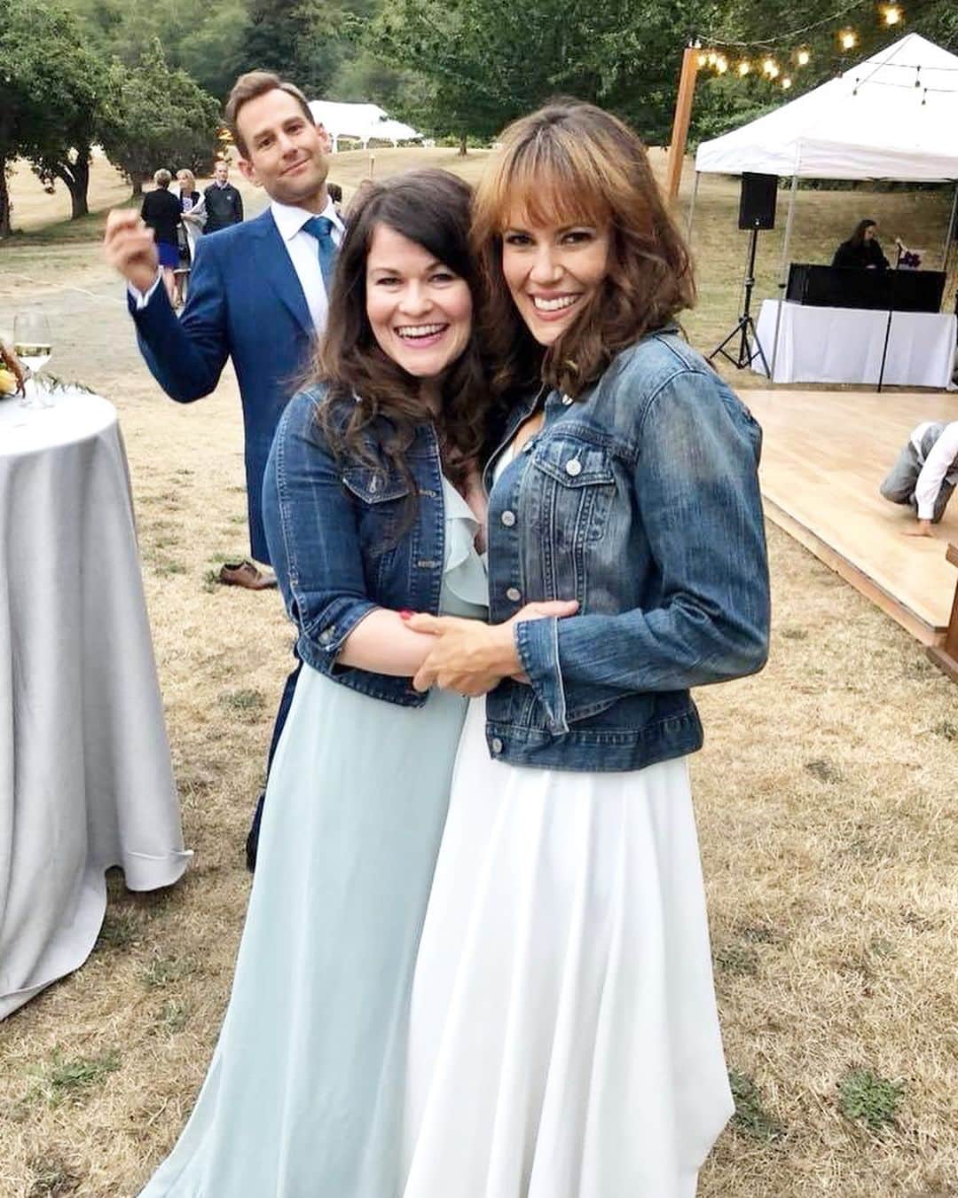 エミリー・スワローのインスタグラム：「Today marks the birthday of two of my favorite people in the world: my sister-from-another-mister @breewelchandhenry and her delicious-morsel-of-a-little-daughter-nugget Florence.  I’m so glad they’re both in this world and I hope they save me some birthday cake (I hear it’s #strawberryshortcake; they can just mail me a piece, right???) * * * #happybirthday #40thbirthday #babysfirstbirthday #oneyearold #sisterfromanothermister #gimmecake」