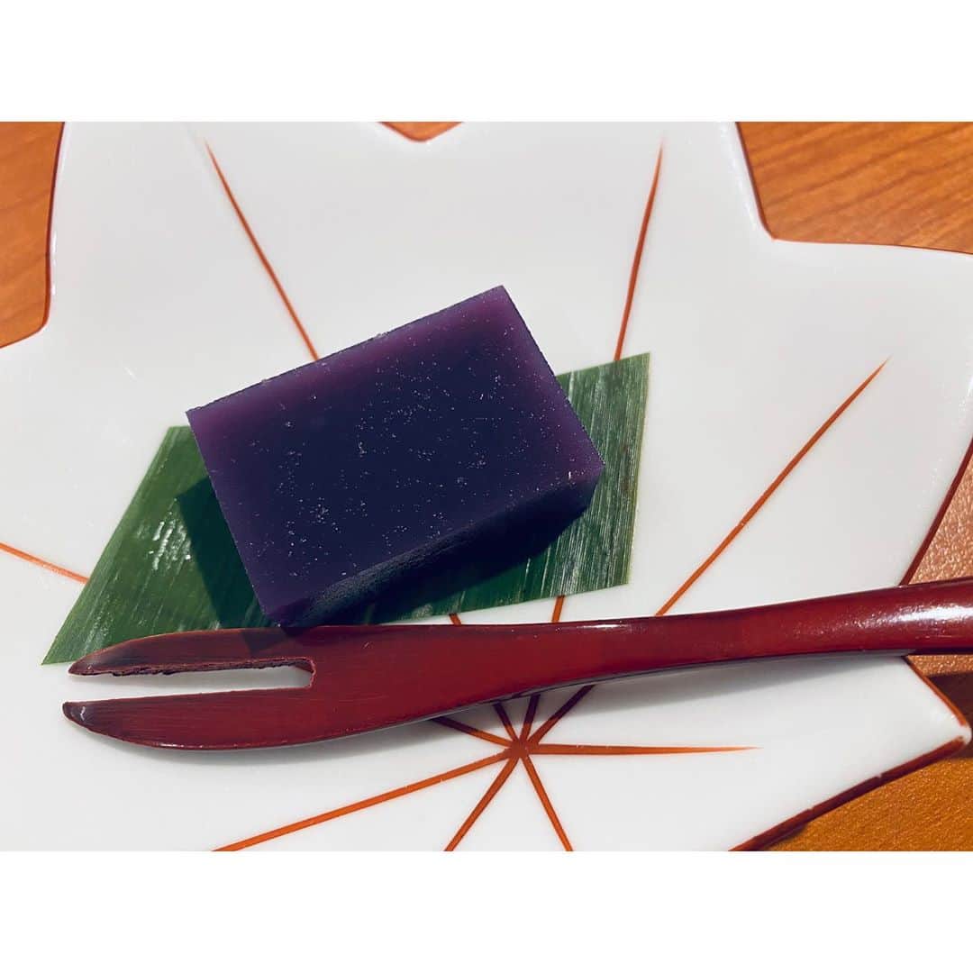 千田愛紗さんのインスタグラム写真 - (千田愛紗Instagram)「令人誤以為是在日本 除了精緻的美食 老闆的款待之心Omotenashi 每一位都讚不絕口  #lunch #japanesefood」9月30日 22時53分 - aisa1108