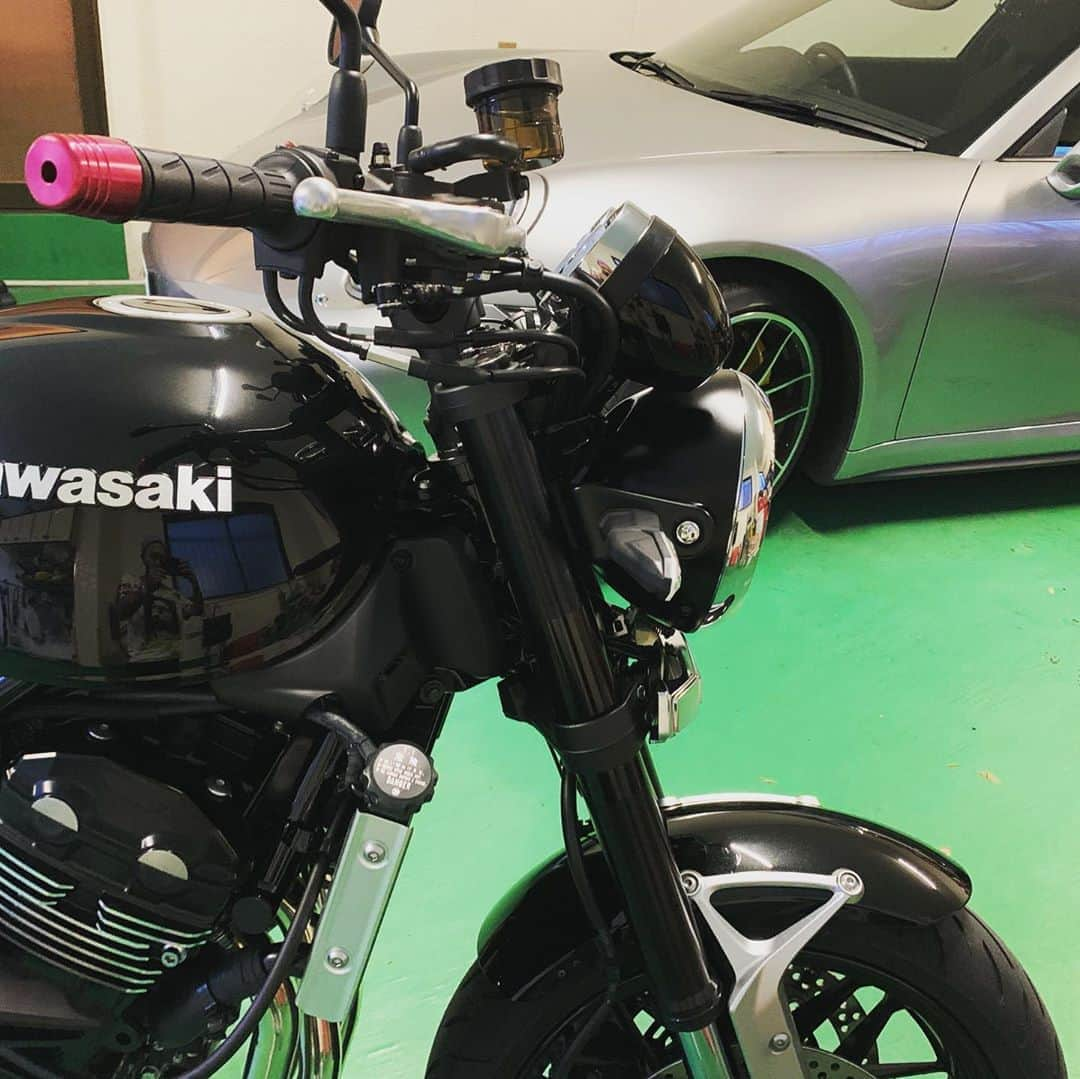 TEEDAさんのインスタグラム写真 - (TEEDAInstagram)「I got a new handlebars of the “BEET” for my Z900RS! It was really comfortable for ride.  愛車のハンドルをBEET製に交換！めっちゃ乗りやすくなったわー！  #backon #teeda #kenji03 #kawasaki #z900rs #z900rscustom #カワサキ #motorcycle #comfortable #handlebars」9月30日 22時55分 - teeda_bo