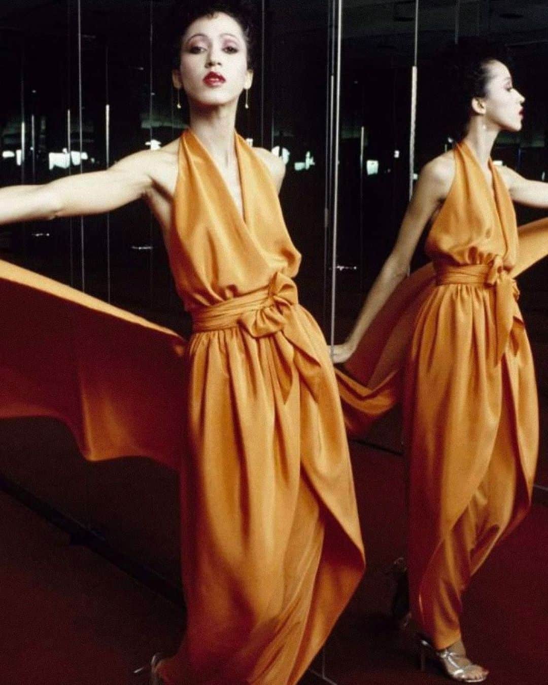 ホルストンのインスタグラム：「Mid-week mood.⁠⠀ ⁠⠀ #PatCleveland modeling #Halston’s Spring 1980 Collection」