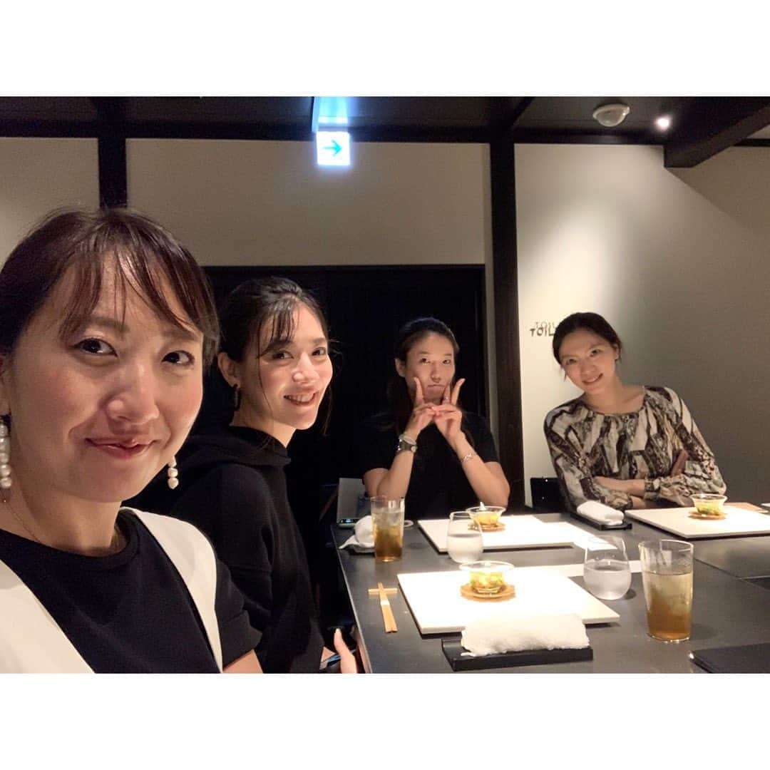 中田奈沙さんのインスタグラム写真 - (中田奈沙Instagram)「Kanazawa gourmet trip🤤 Day2 dinner② 金沢ラストディナーは東茶屋街に ひっそりと佇む《東山 和今》さんへ。 @es_miaaaao さまの行きつけ。  毎日毎食オススメが素晴らしすぎた。 素材が良いのも確かだし、 これとこれの組み合わせあるんだ？！ と初めての食べ方だったり。 五感全てがフル活動。  #奈沙ログ #奈沙ログin金沢 #奈沙旅in金沢  #dinner #gourmettrip #foodie #foodpic #foodporn #instafood #foodgasm #foodstagram #kanazawa #higashichayagai #washoku #japanesefood #dinner #金沢 #金沢グルメ #グルメ旅 #東茶屋街 #東山和今 #和食 #日本食 #飯テロ #激ウマ #感動 #食い倒れの旅 #女子旅 #石川」9月30日 23時16分 - nasa_nakada