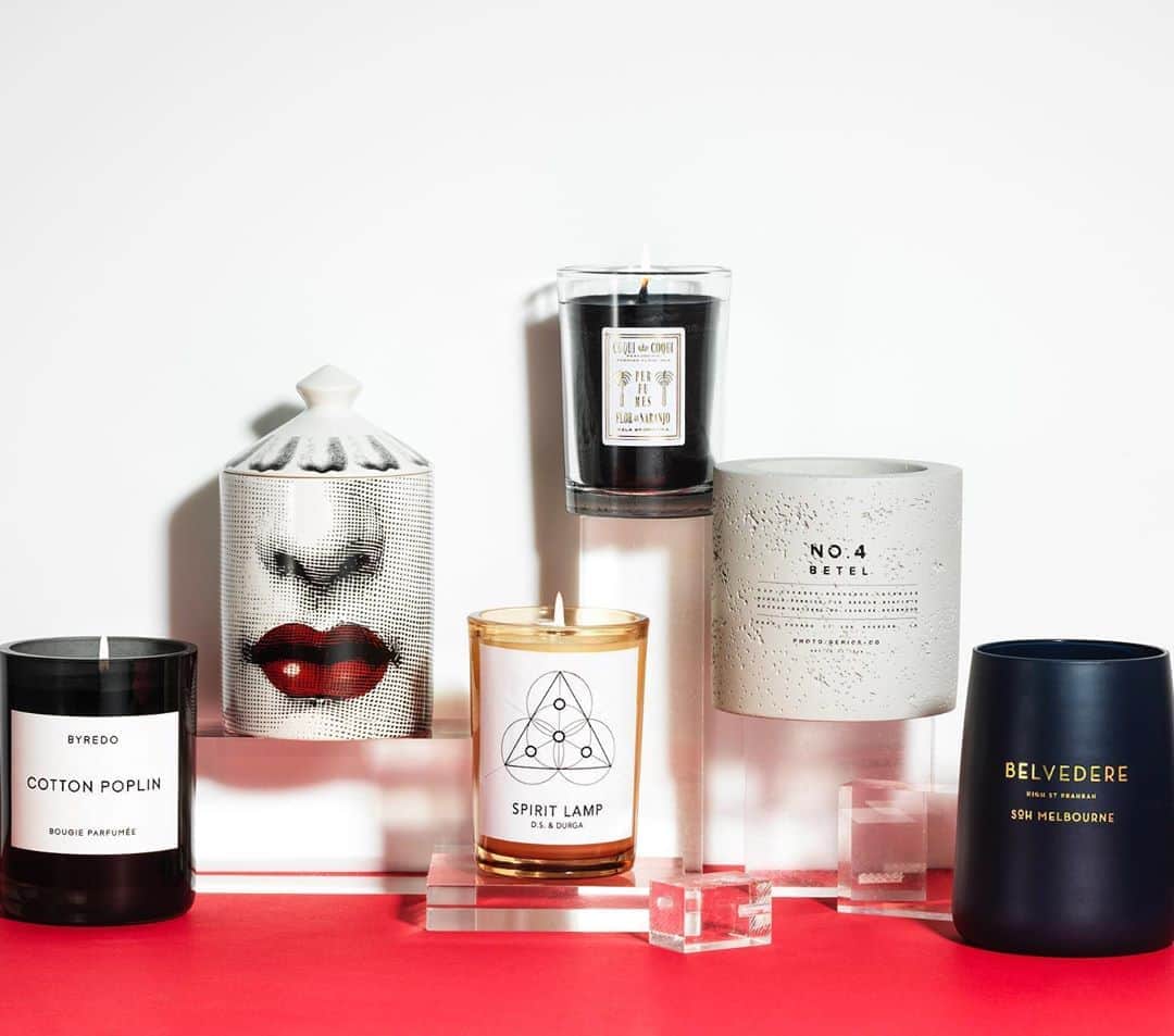 Saks Fifth Avenueのインスタグラム：「SAKS AT HOME: Create that cozy fall feeling and infuse your living room with our latest stylish scents.」